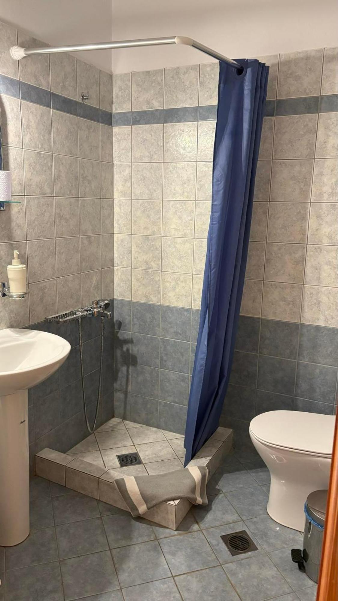 Romanza Rooms Poúlithra Eksteriør bilde